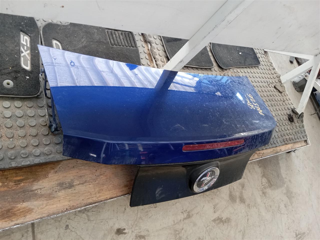 Part image 4