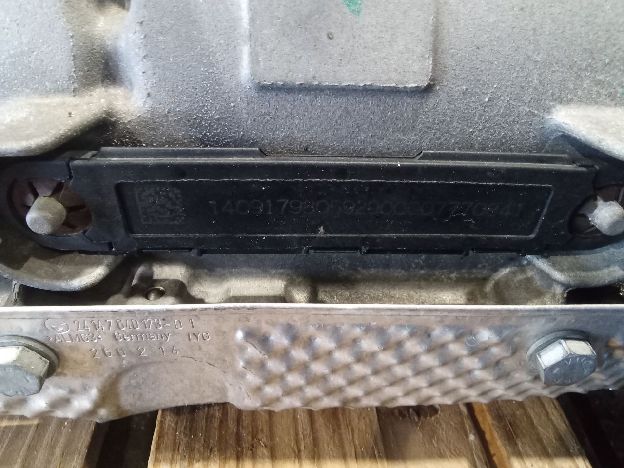 Part image 1