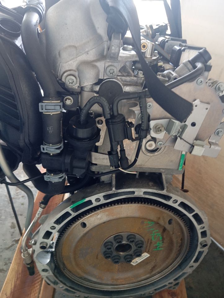 Part image 7