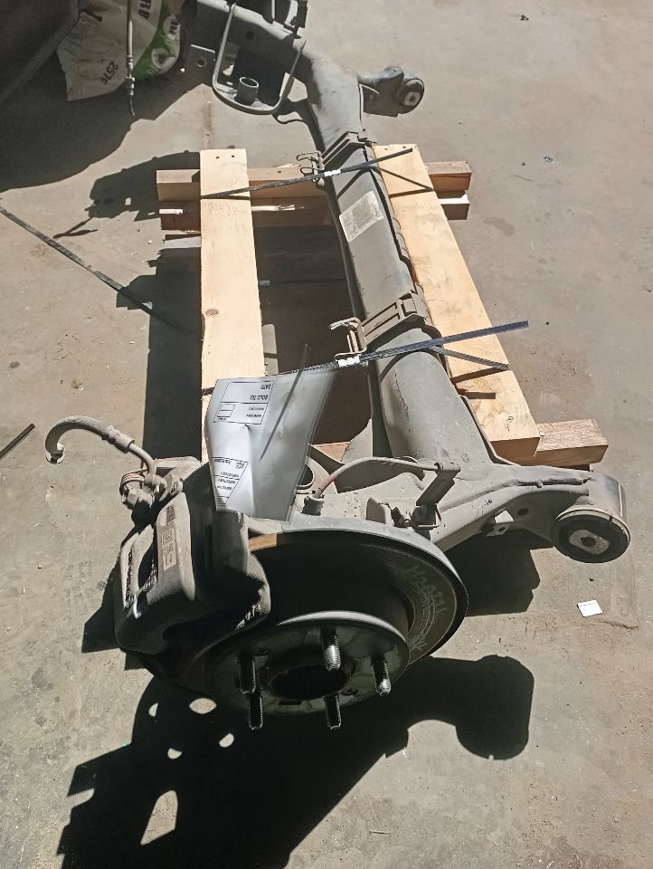 Part image 4