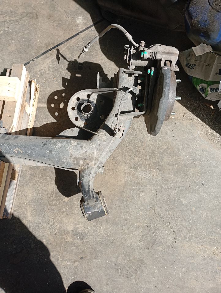 Part image 7
