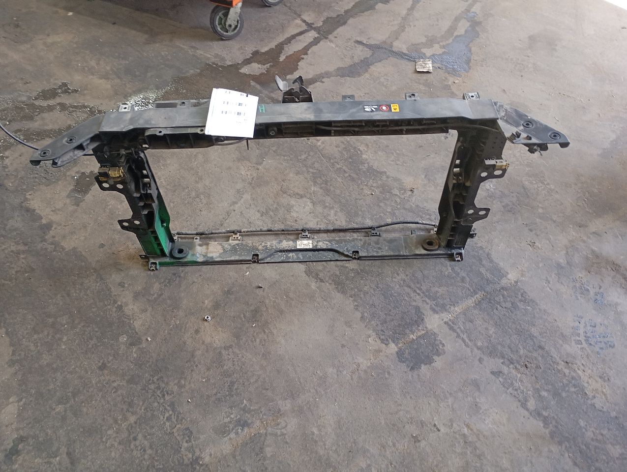 Part image 3