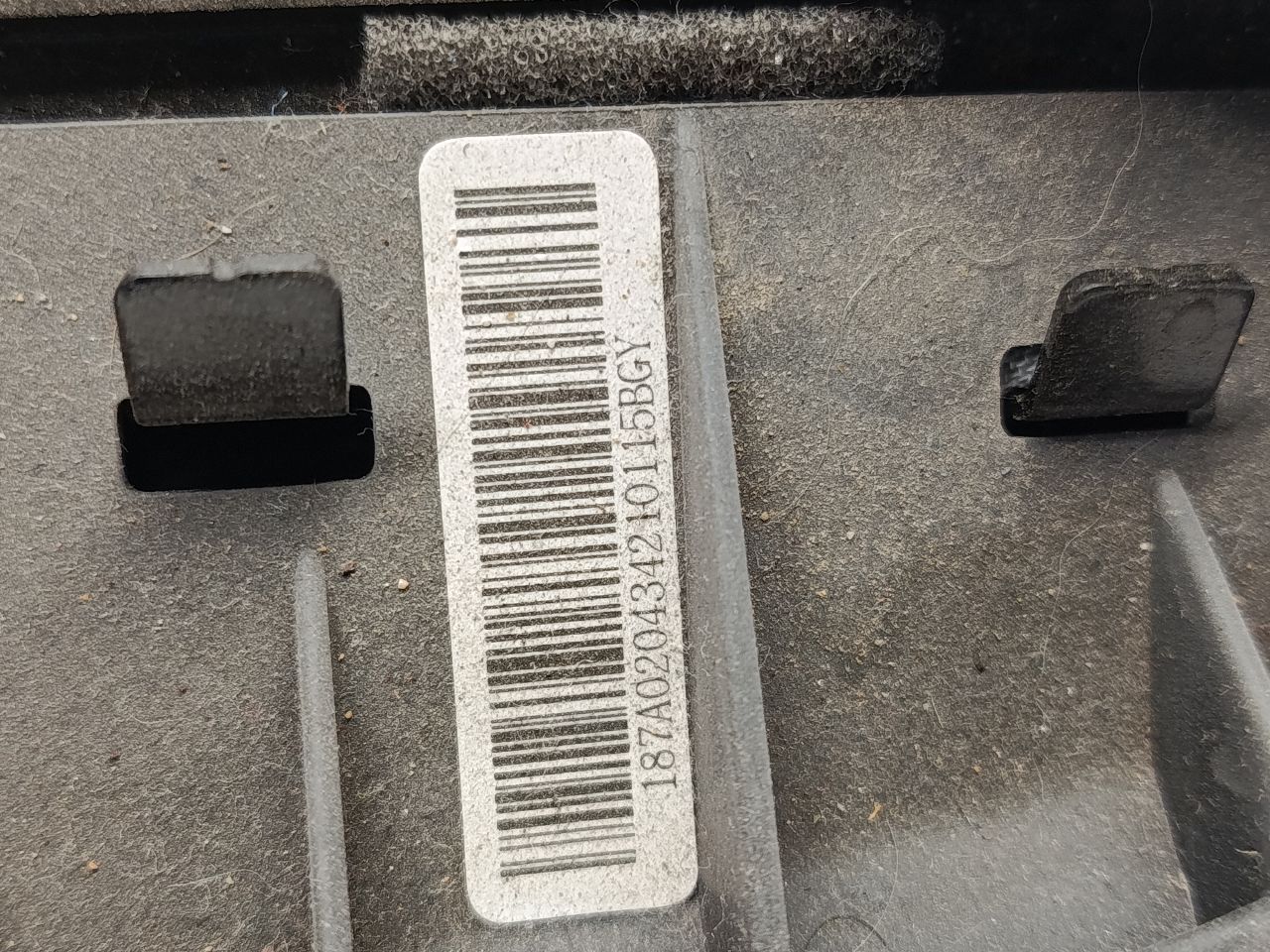 Part image 4