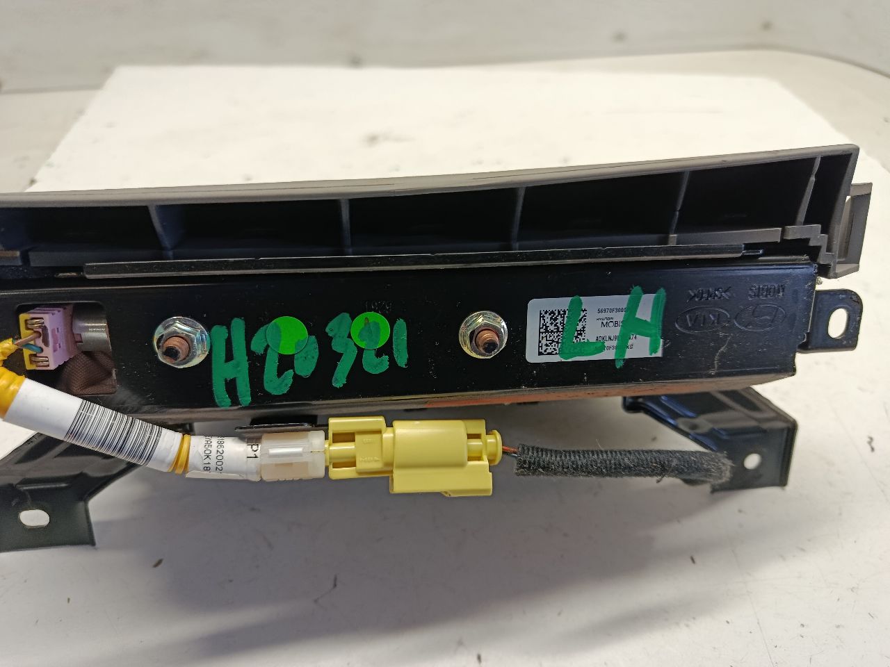 Part image 6