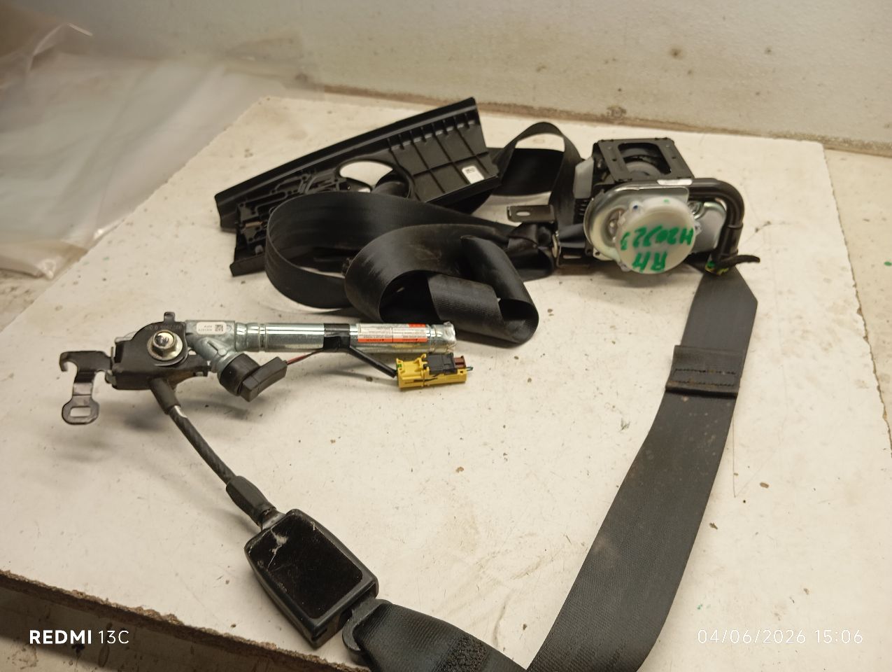 Used 2020 Honda ACCORD retractor - Stock #H20325