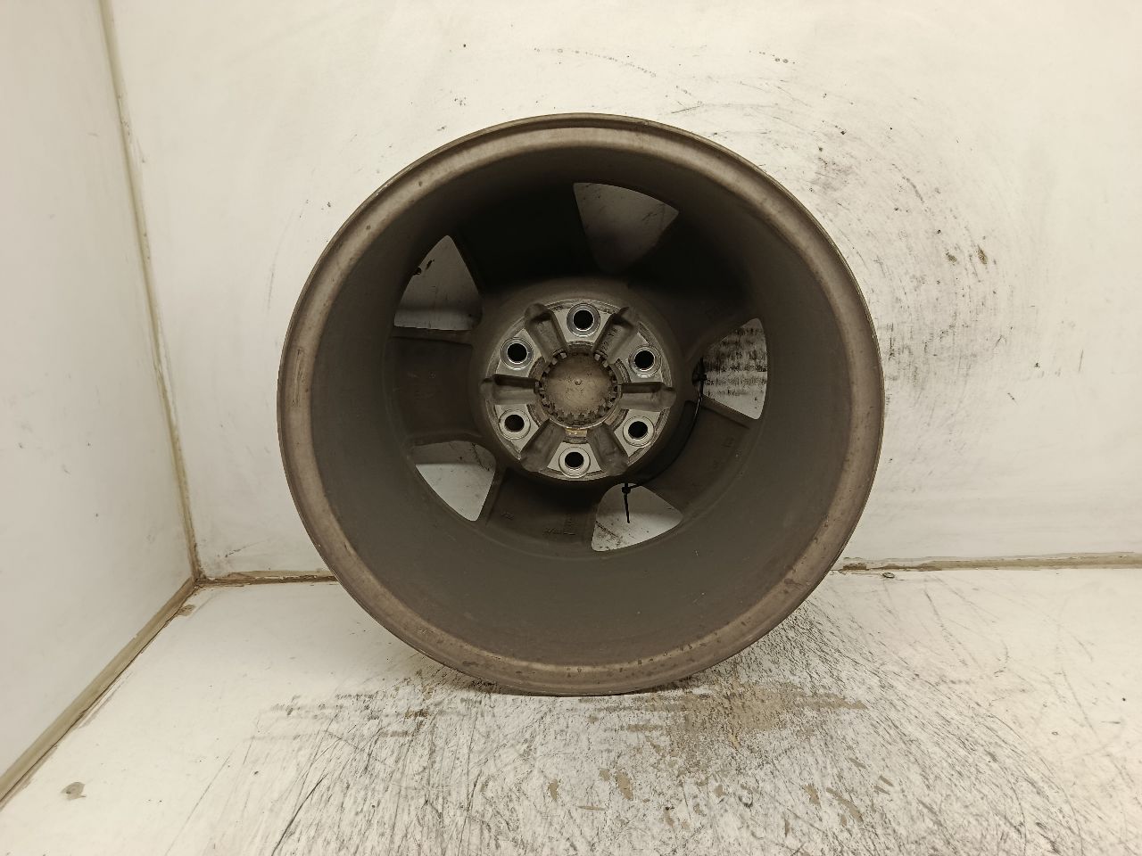 Part image 3