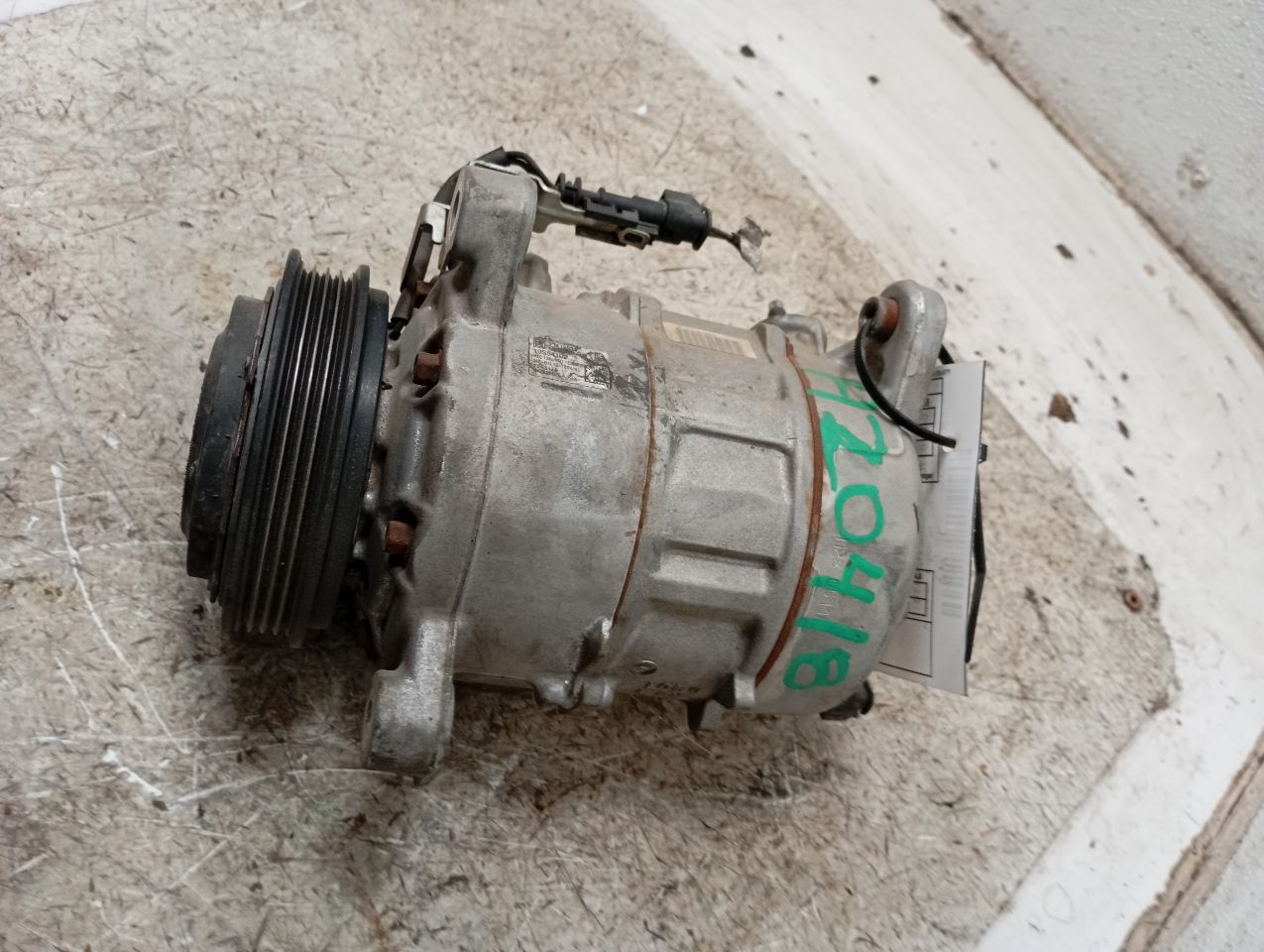 Part image 3