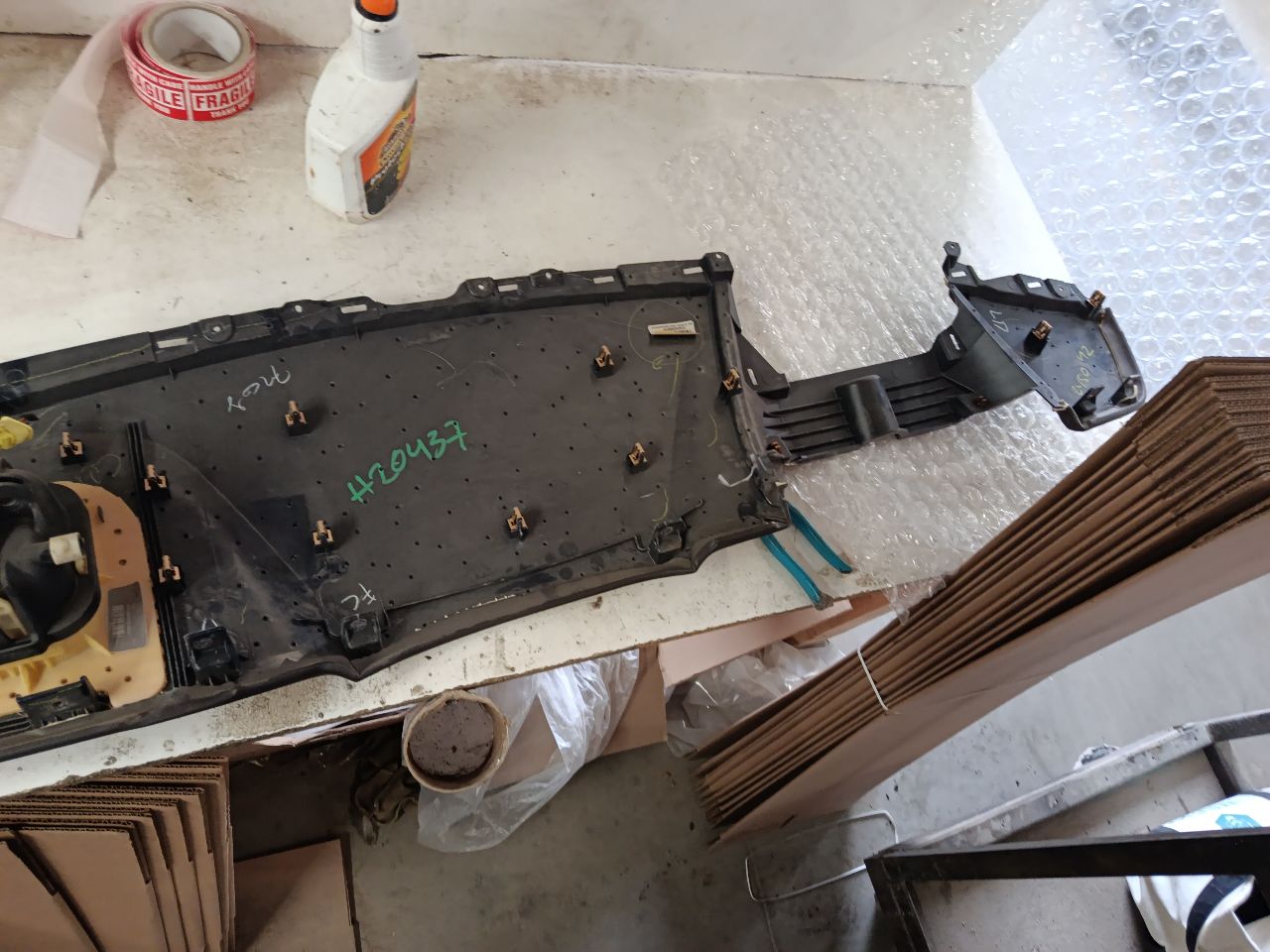 Part image 6