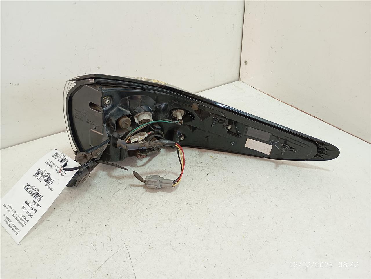 Part image 3