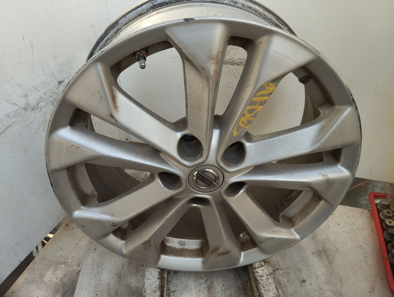 Part image 1