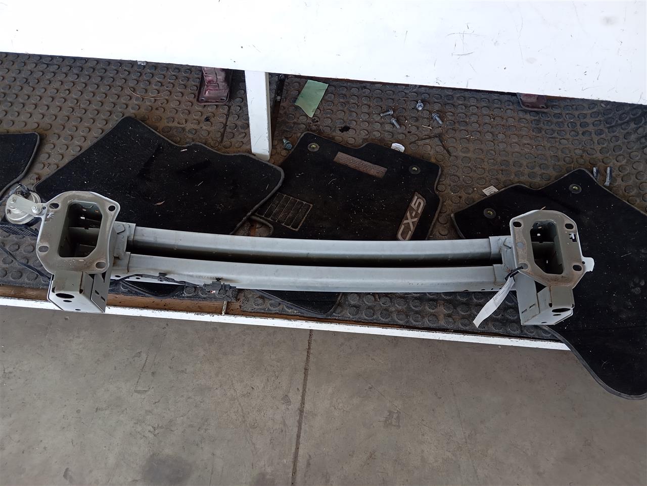 Part image 4