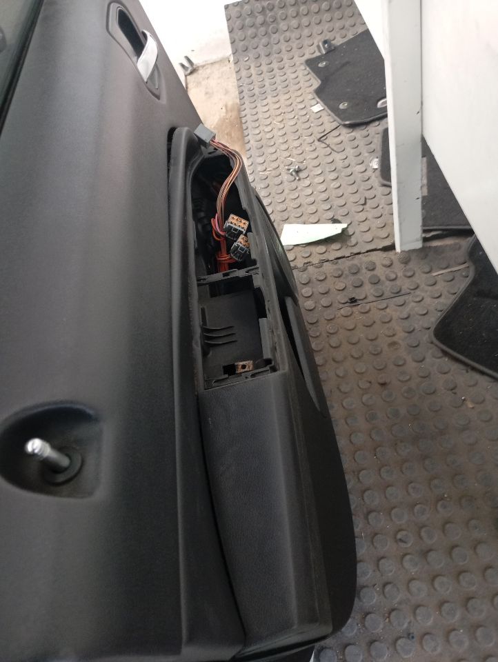 Part image 7