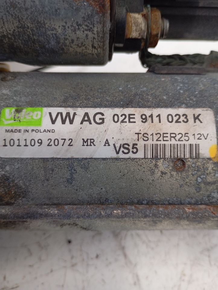 Part image 4