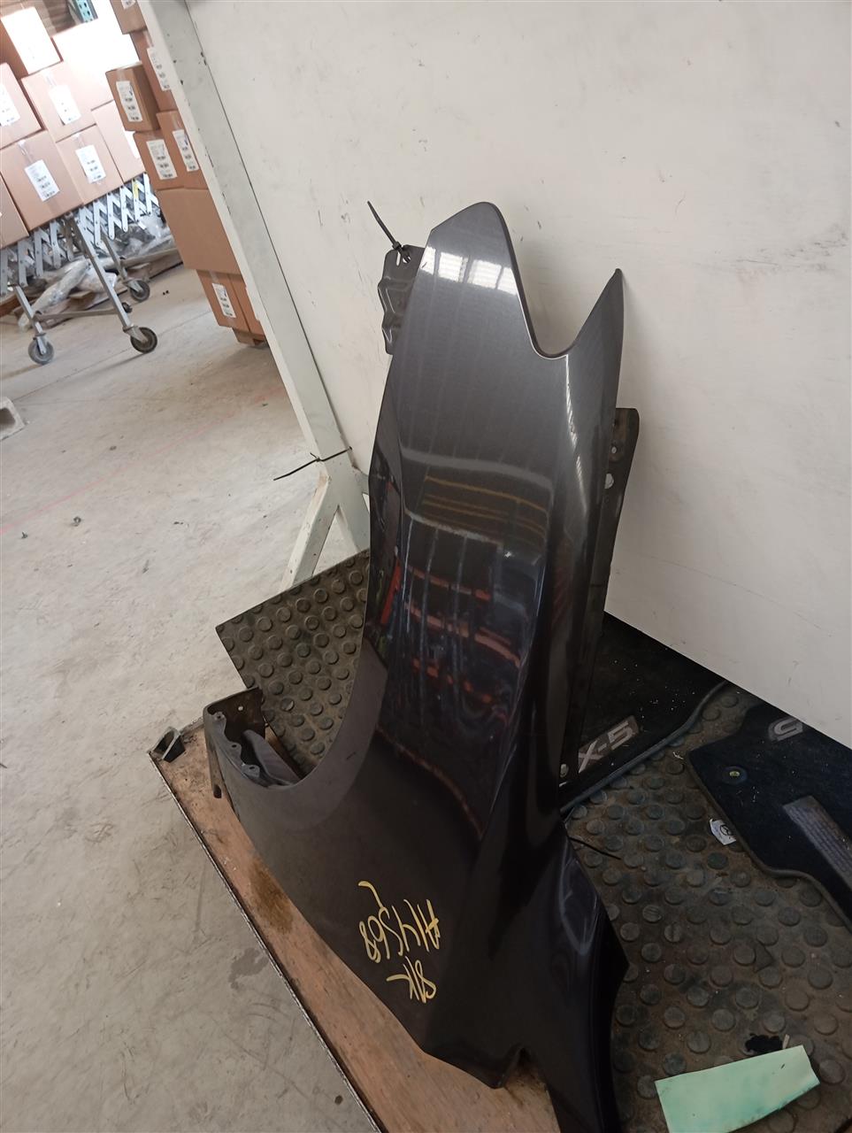 Part image 3