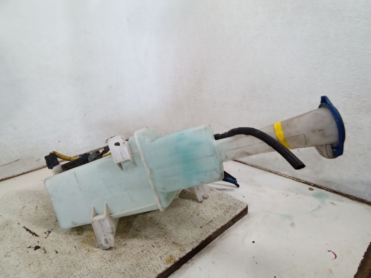 2018 Hyundai TUCSON Wash Reservoir Assy