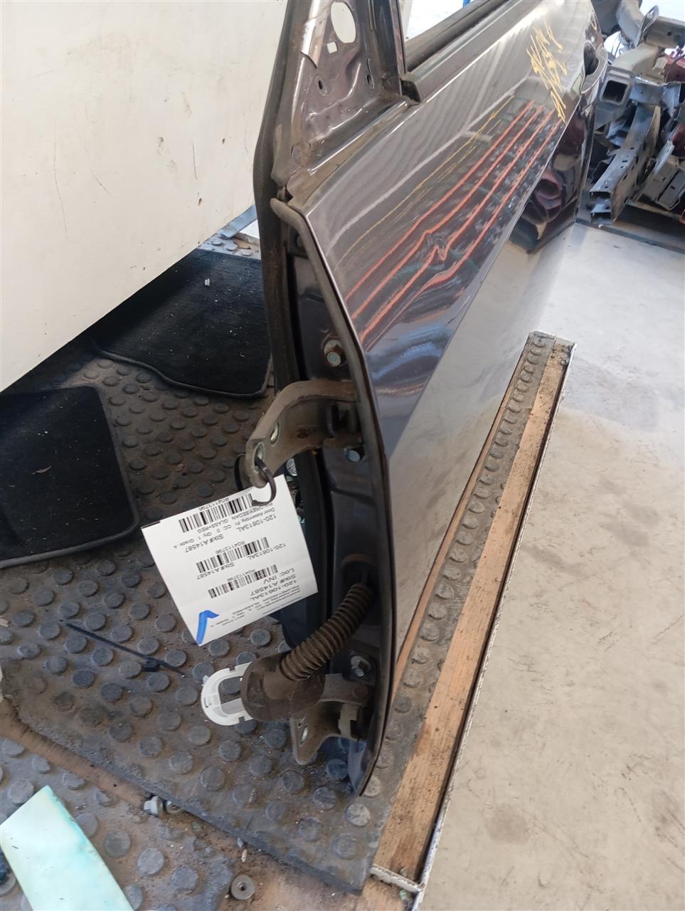 Part image 3