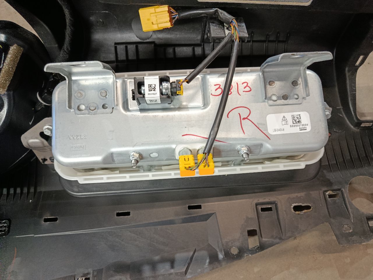 Part image 6