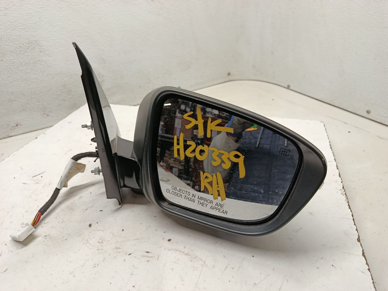 Part image 4