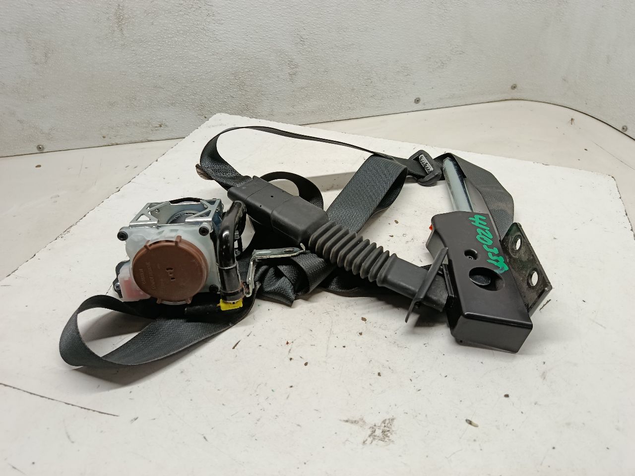 Part image 4