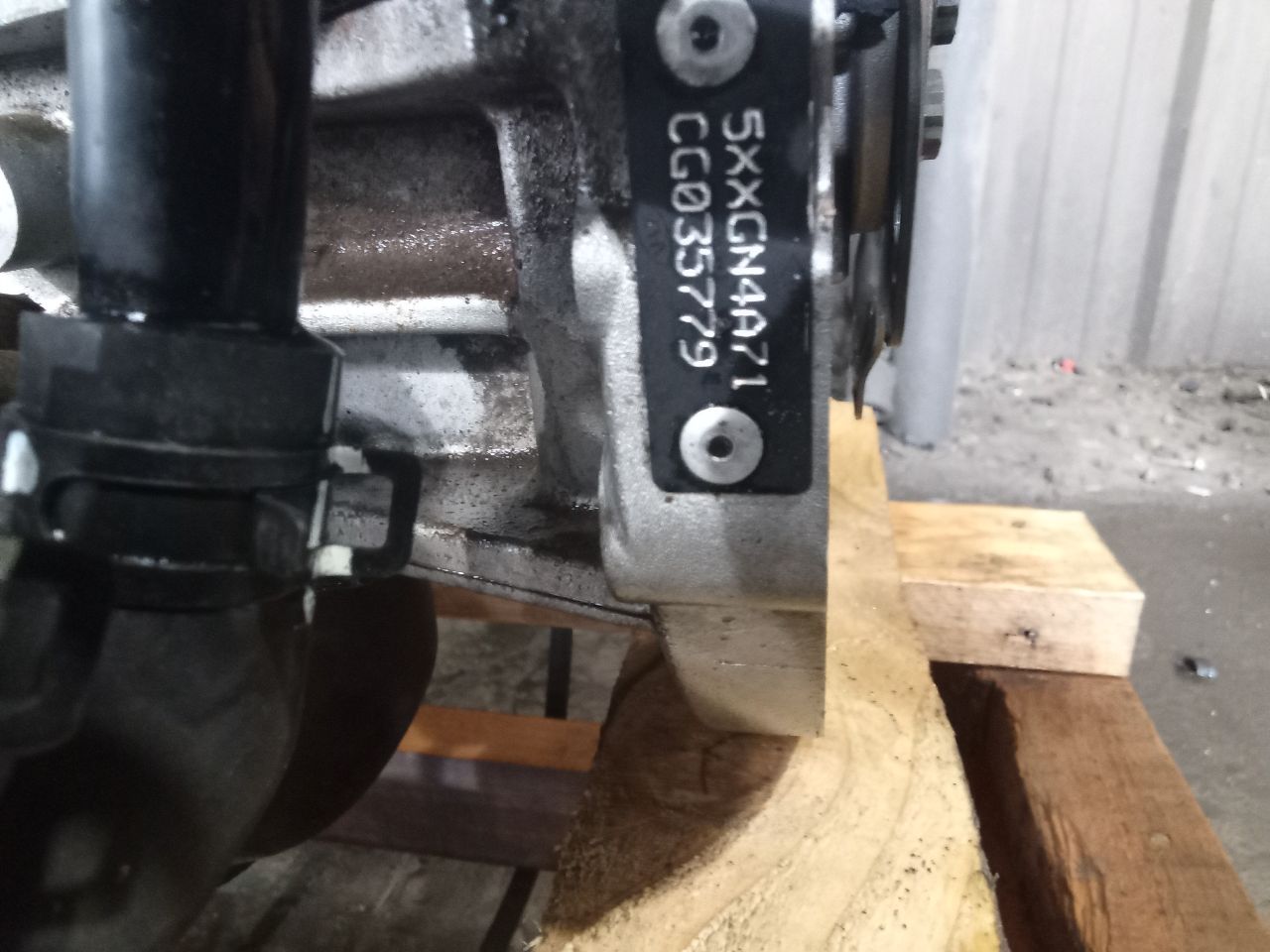 Part image 3