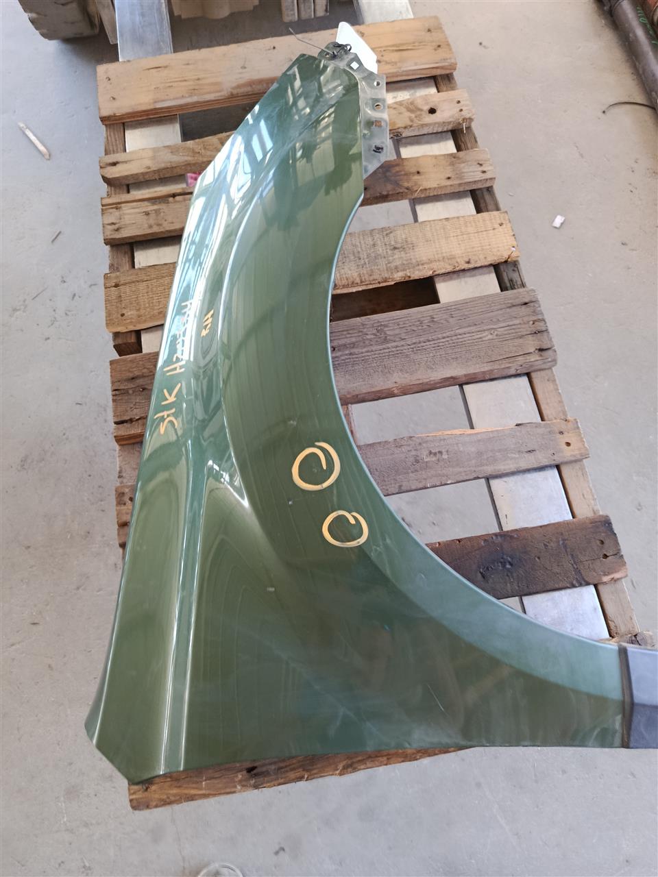 Part image 3