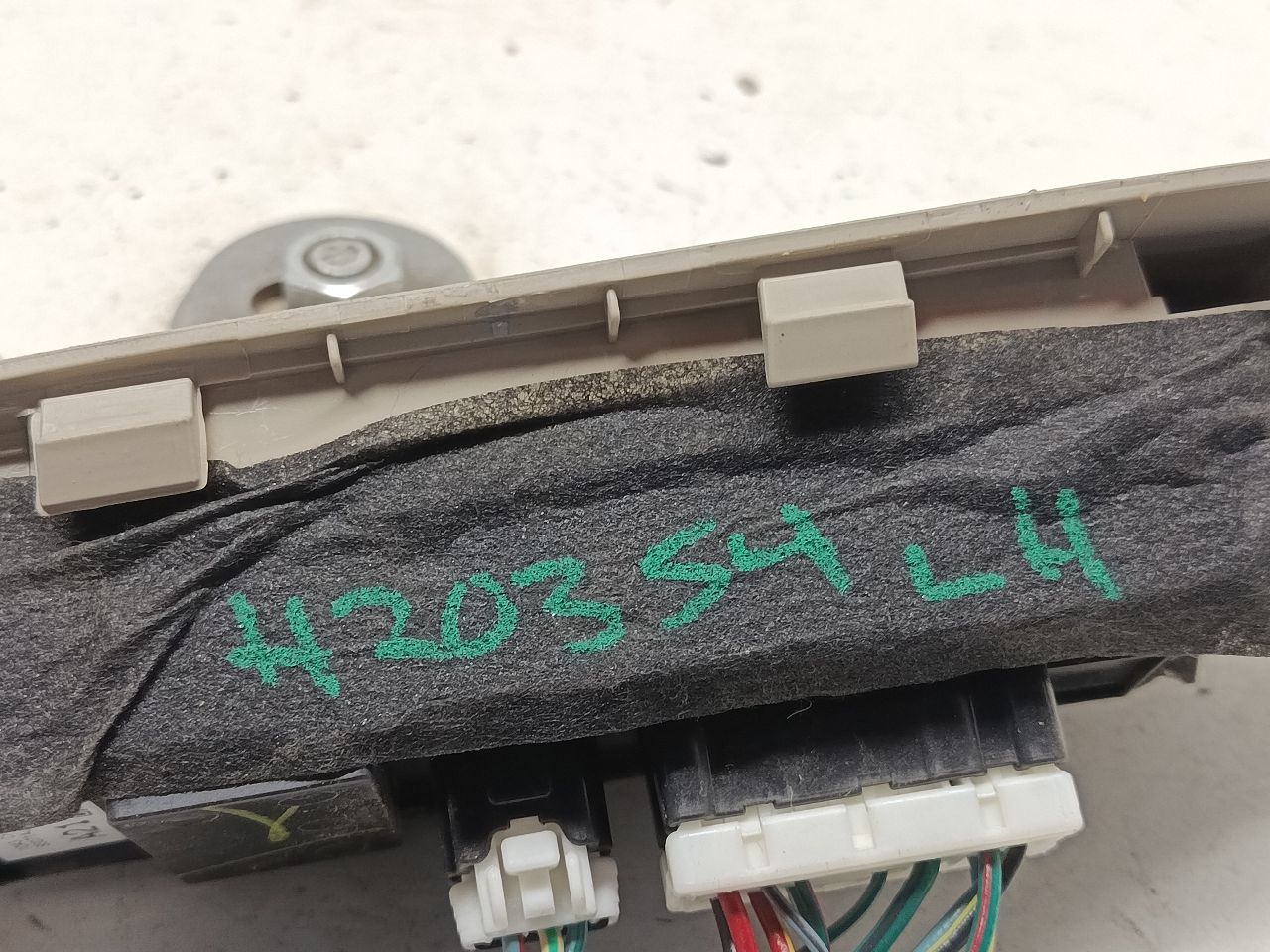Part image 4