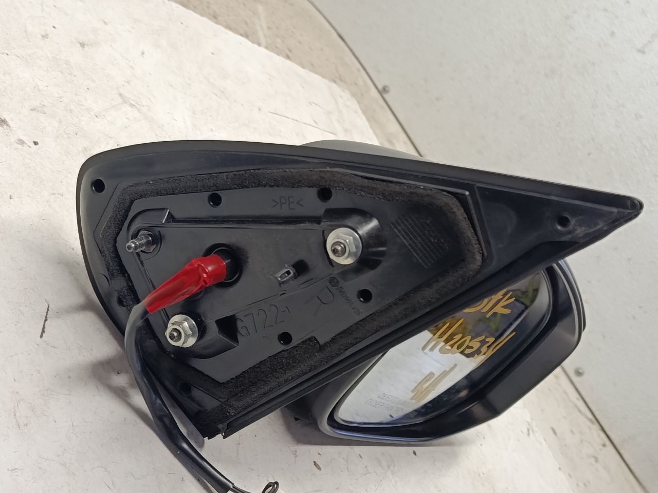 Part image 3