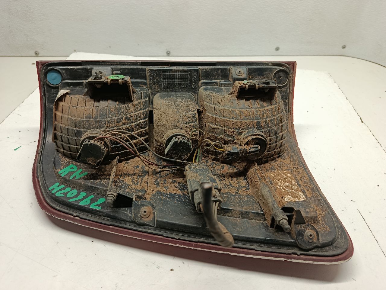 Part image 3