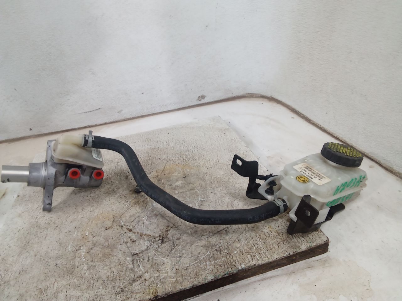 2016 Nissan PATHFINDER Brake Master Cyl