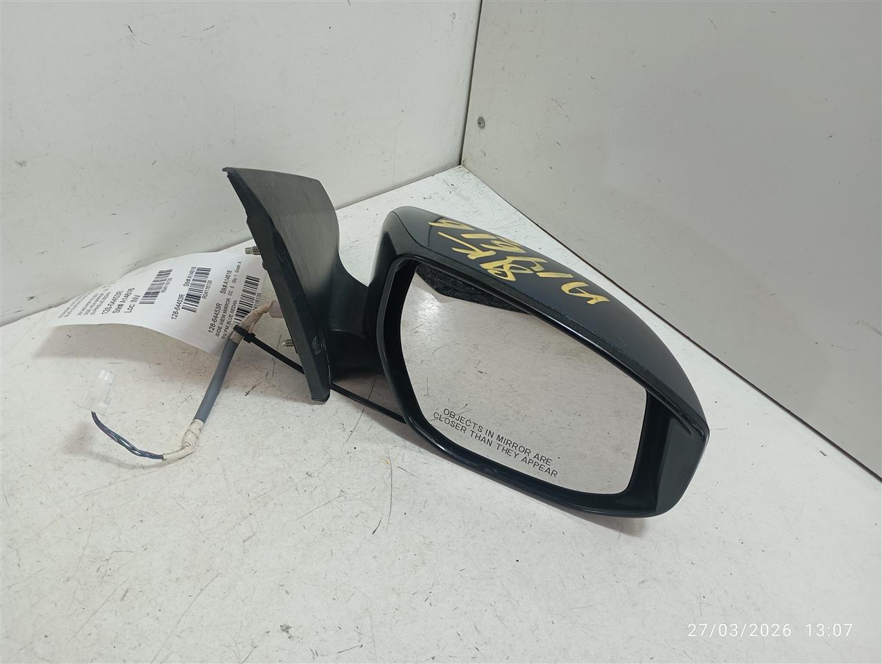 Part image 3