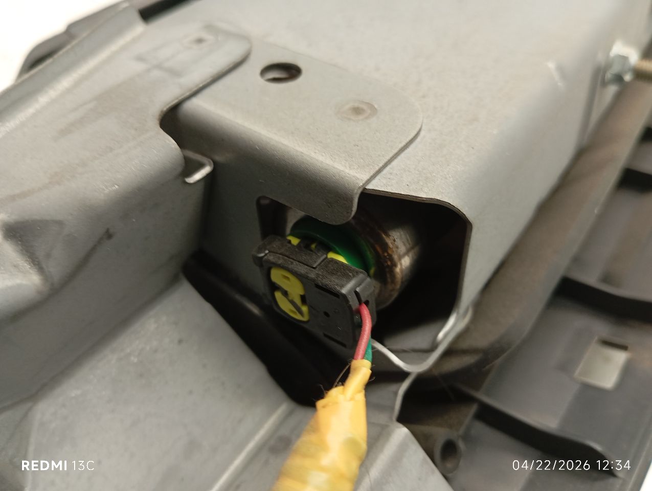 Part image 3