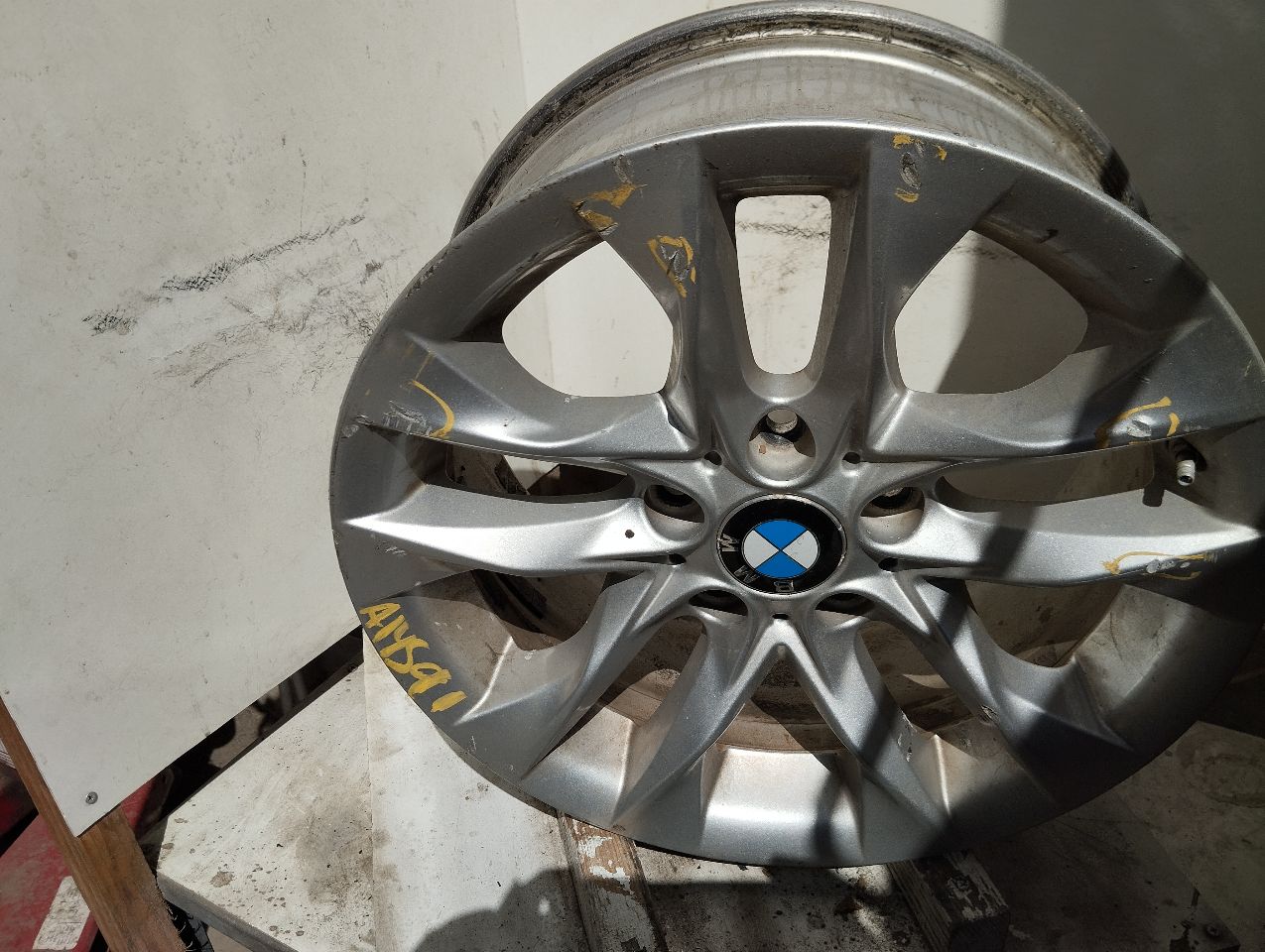 Part image 2