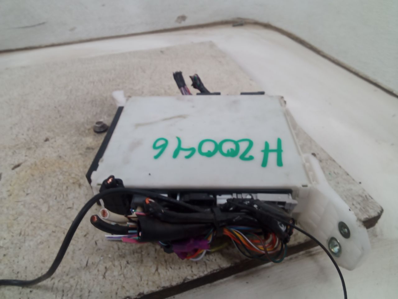 Part image 3