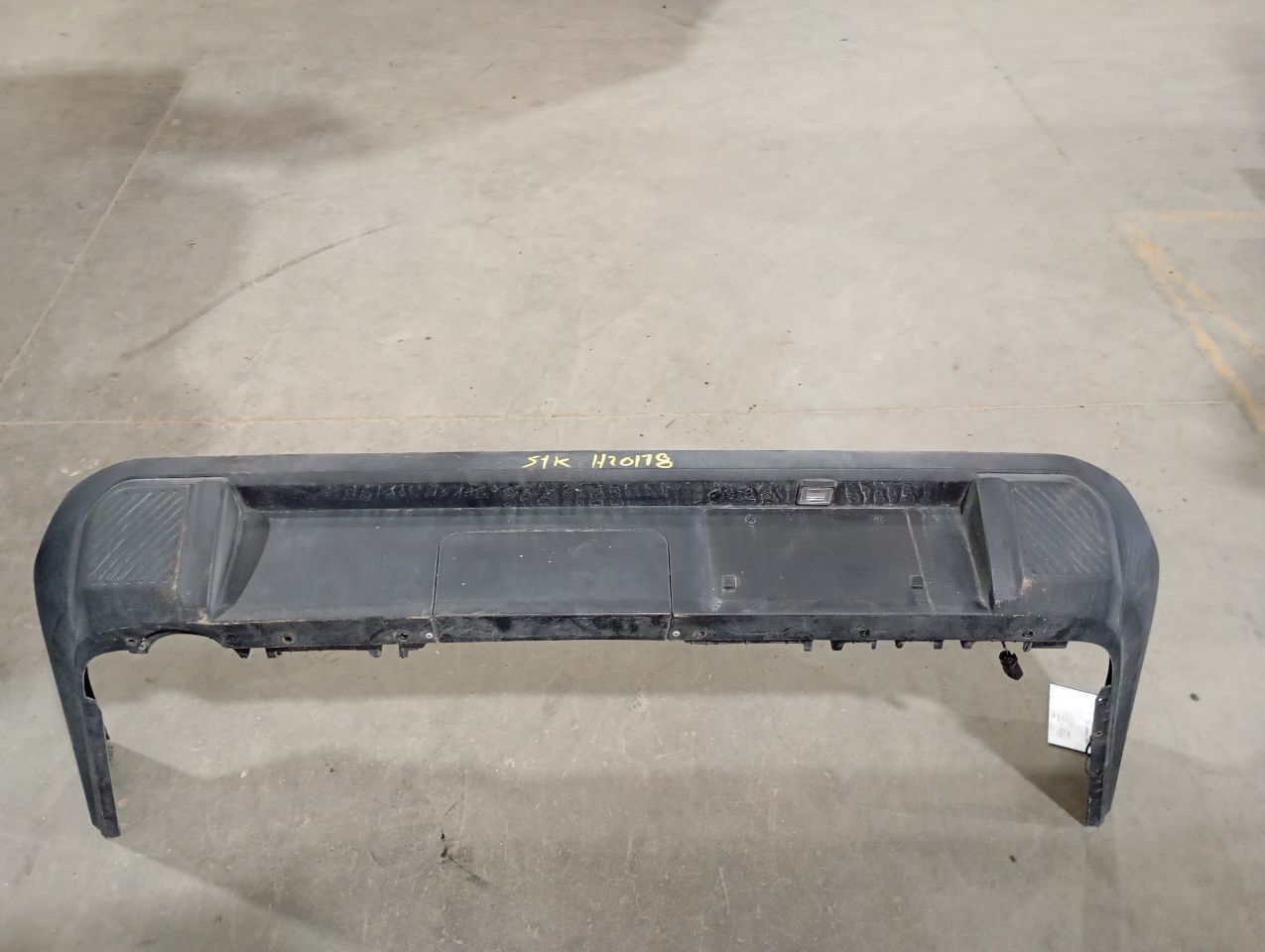 Part image 1