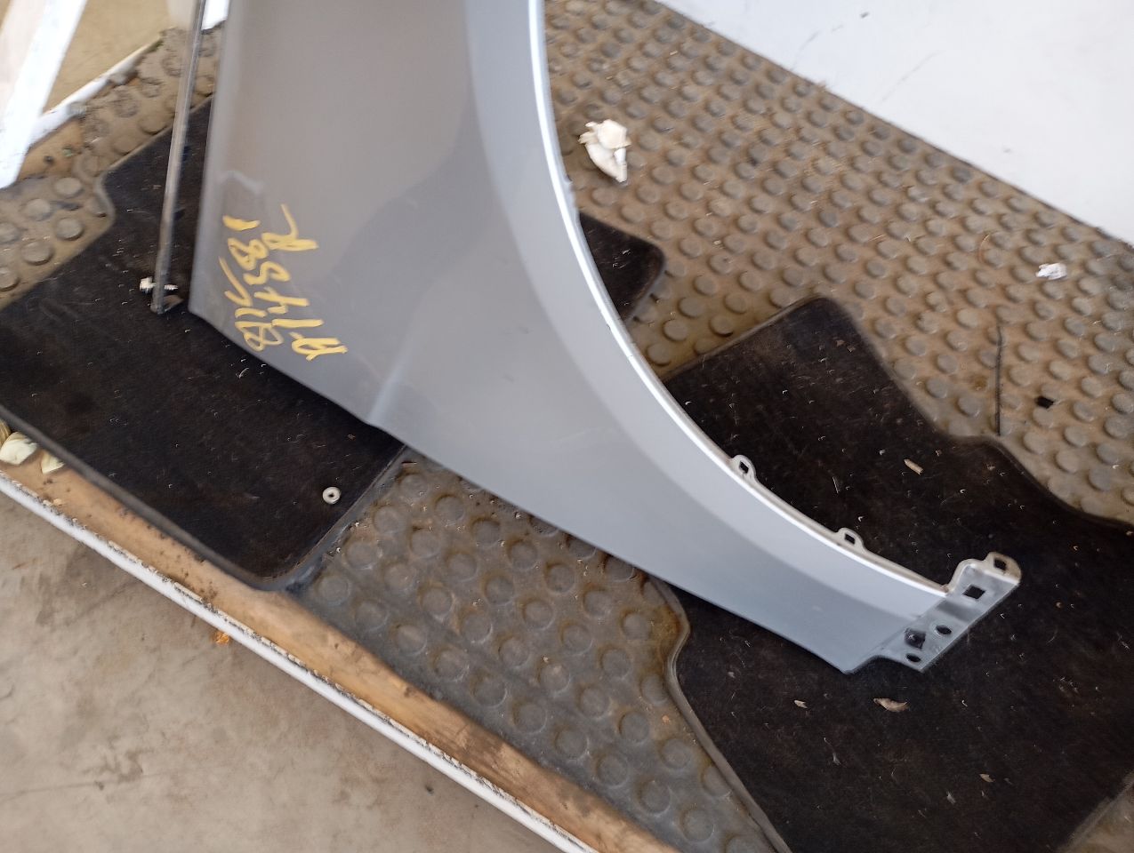 Part image 4