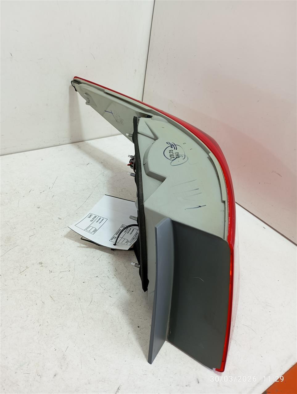 Part image 3