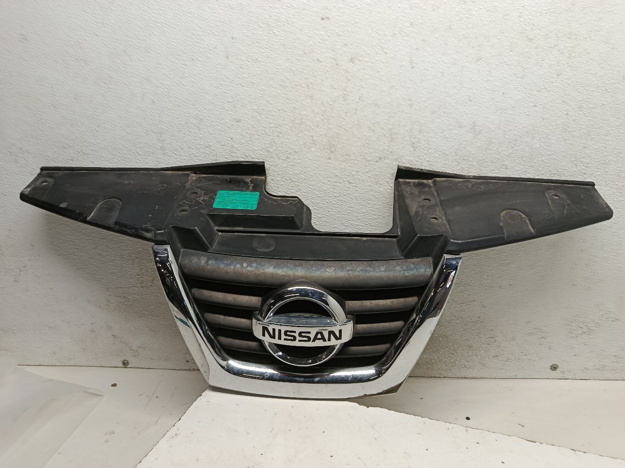 2014 Nissan JUKE Grille