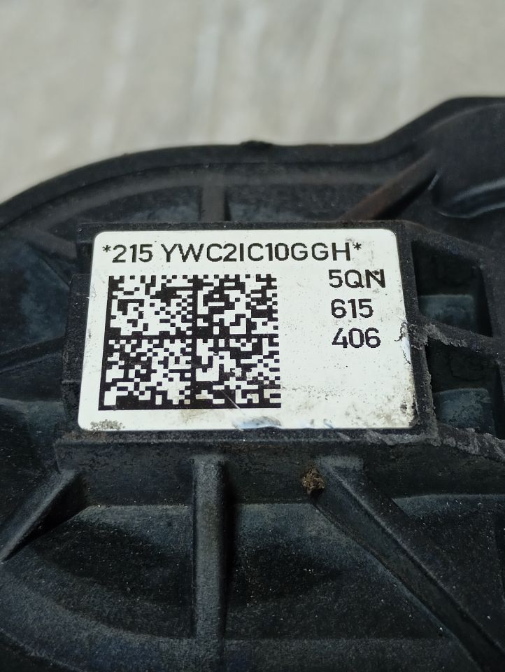 Part image 3