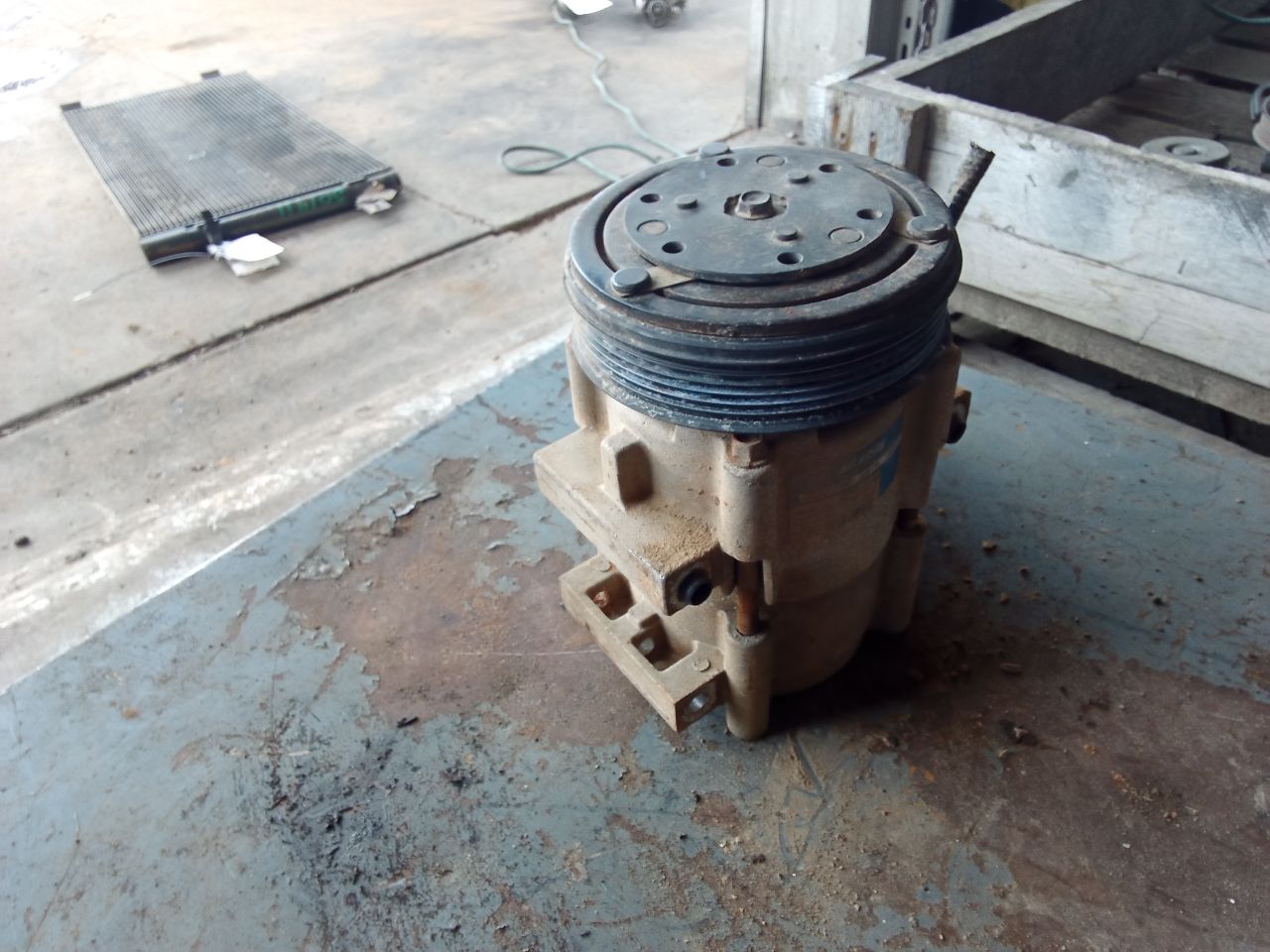 Part image 3