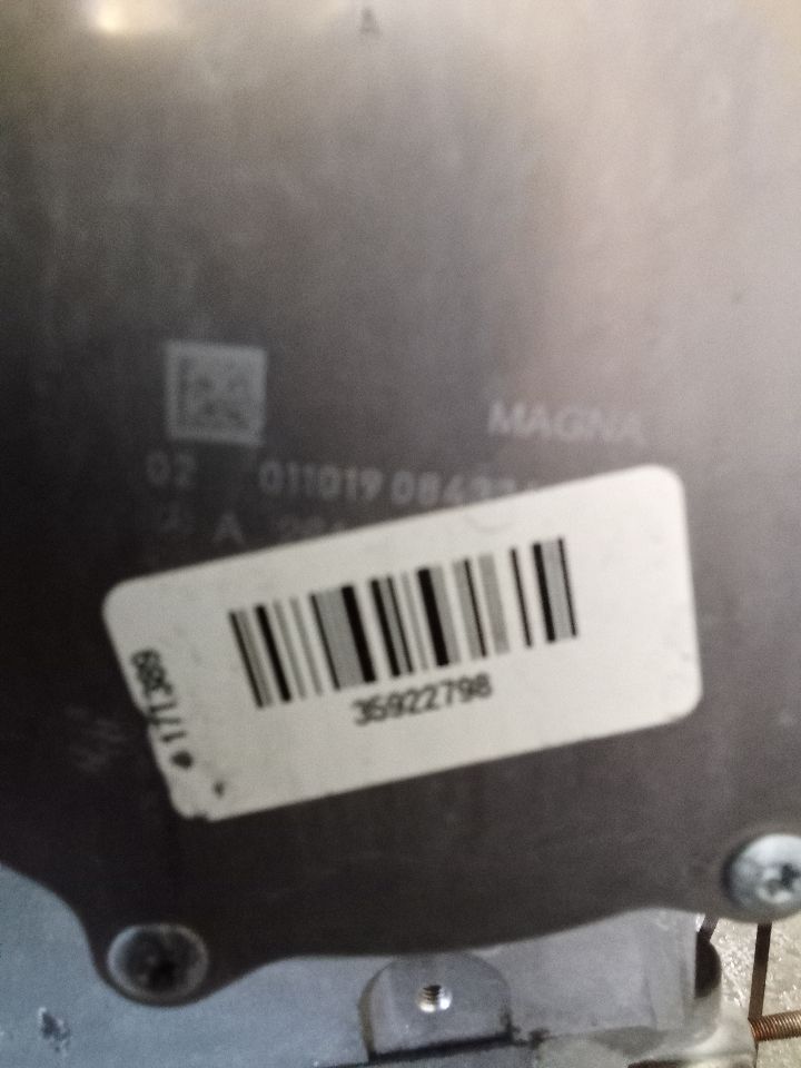 Part image 4