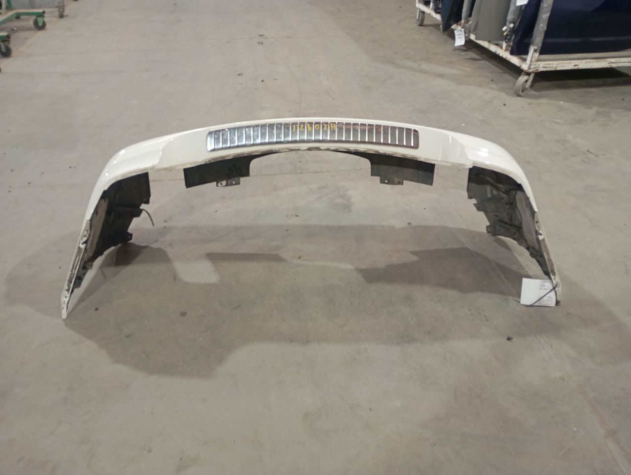 Part image 3
