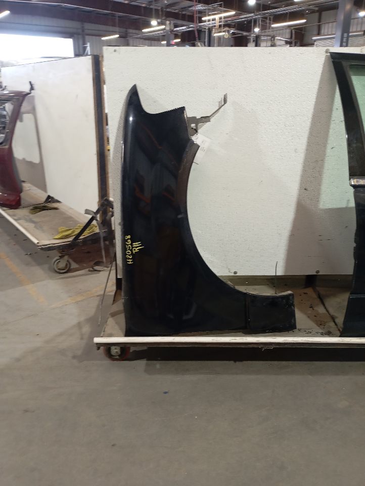 2015 Ford NAVIGATOR Fender