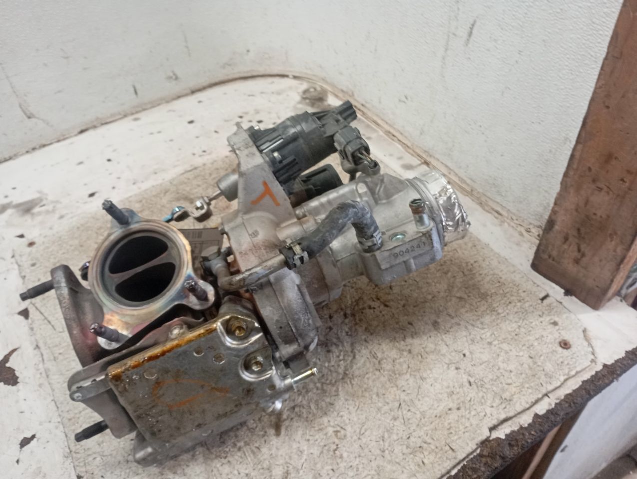 Part image 4