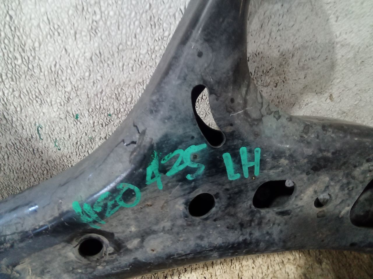 Part image 3