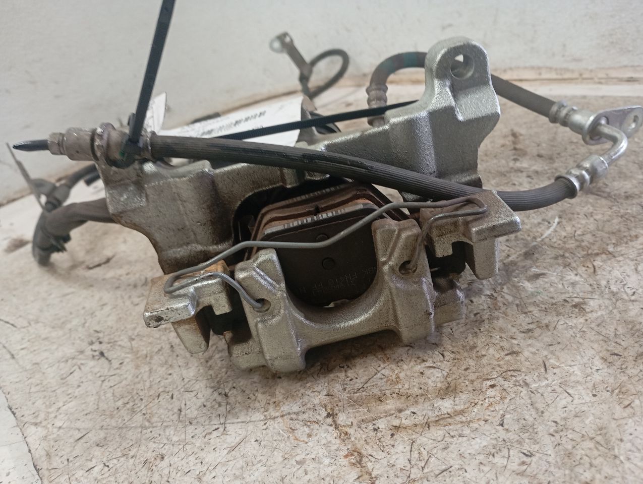 Part image 4