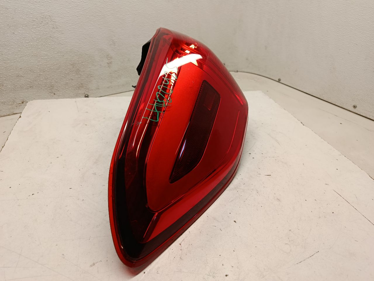 Part image 3