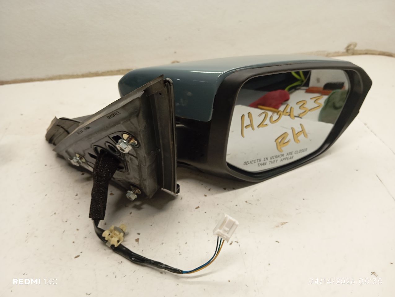 Part image 3