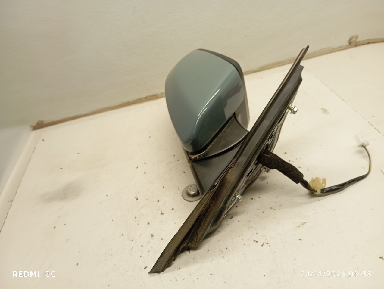 Part image 4