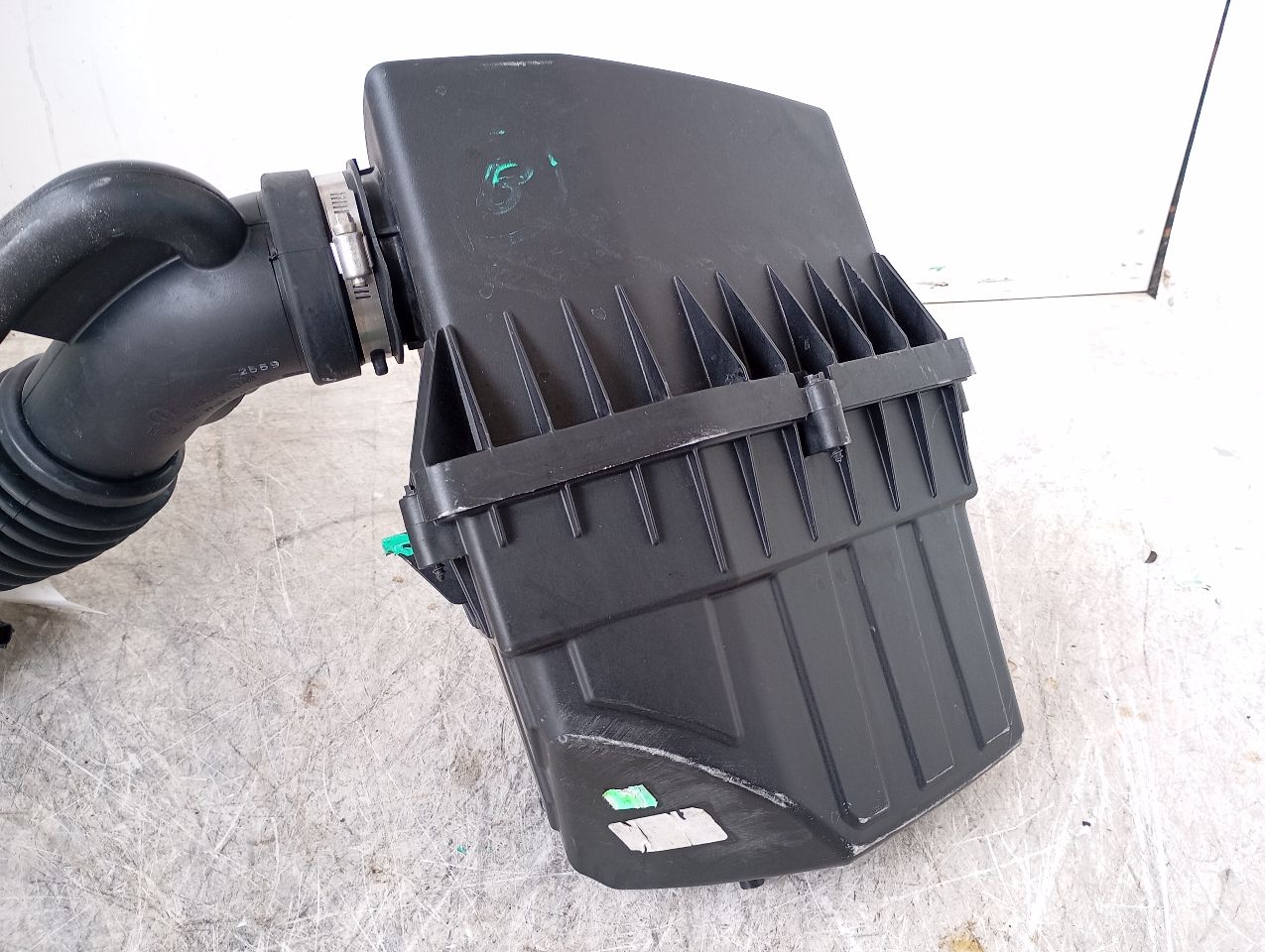 Part image 4