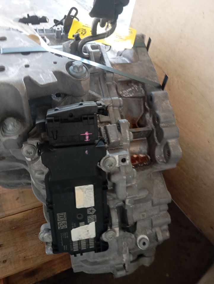 Part image 6